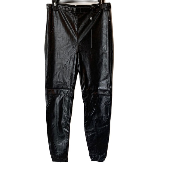 BLANK NYC Faux Leather Pull-On Pants Joggers Size 31 NEW - Picture 2 of 8